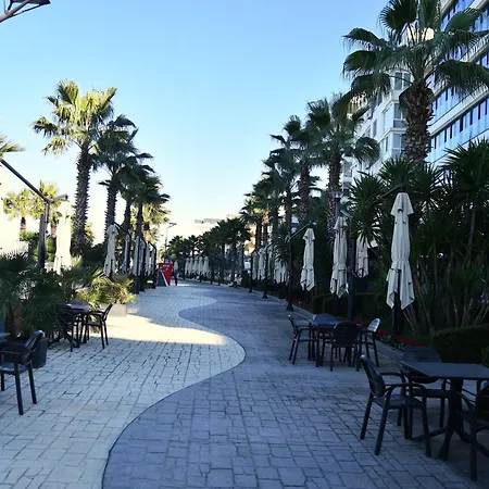 Coastal Calm Apartman *