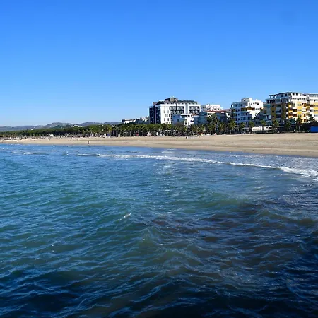 Coastal Calm Apartman Golem