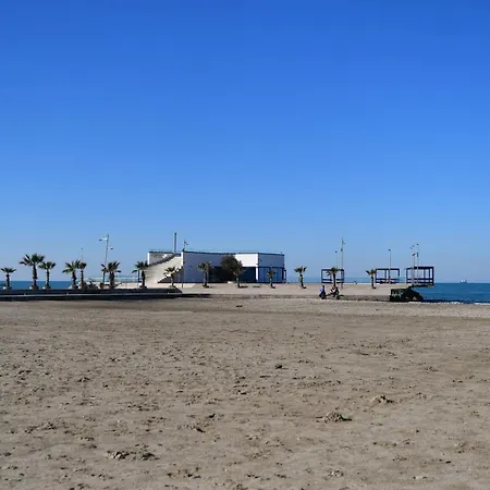 Coastal Calm Apartman Golem